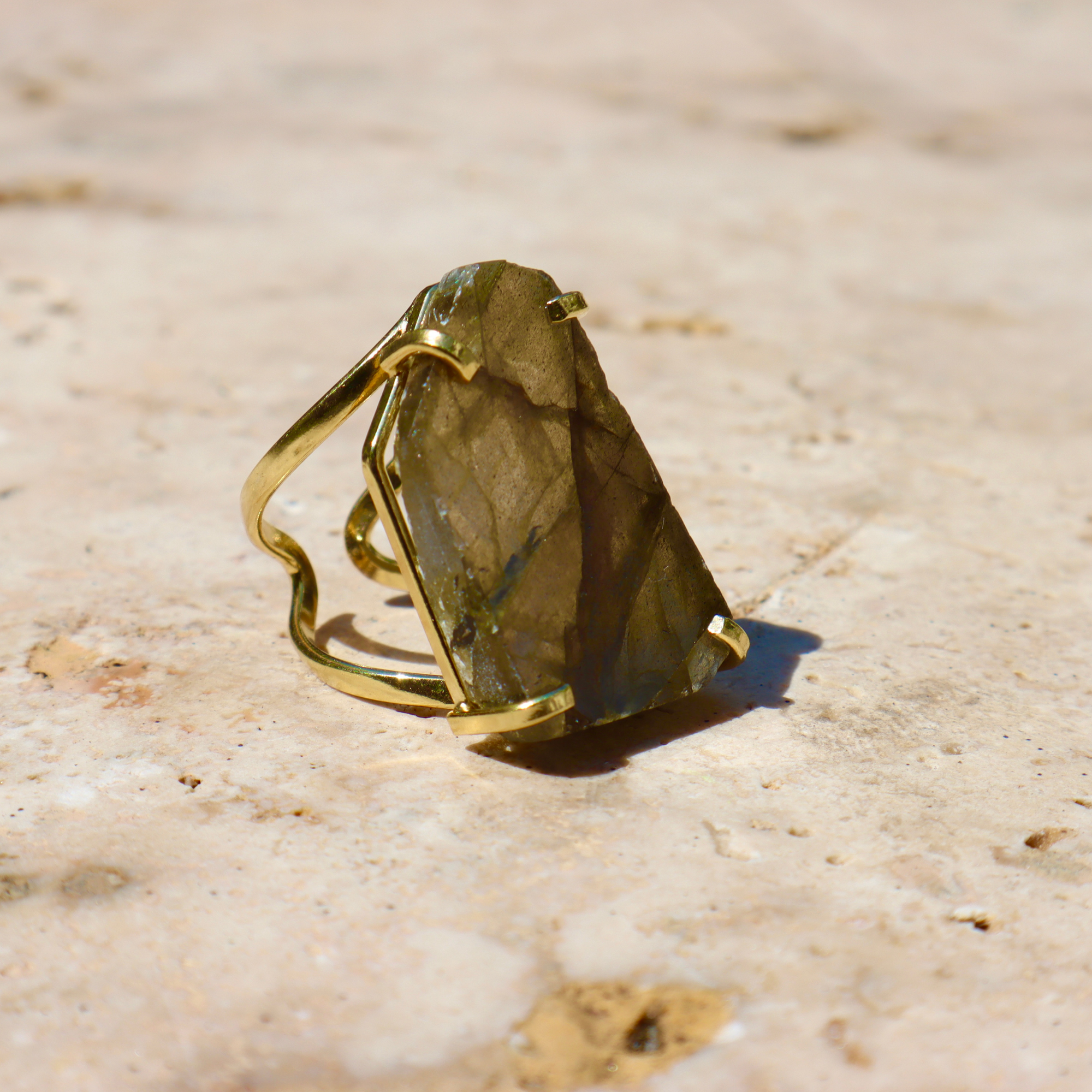 Labradorite Ring (magic)
