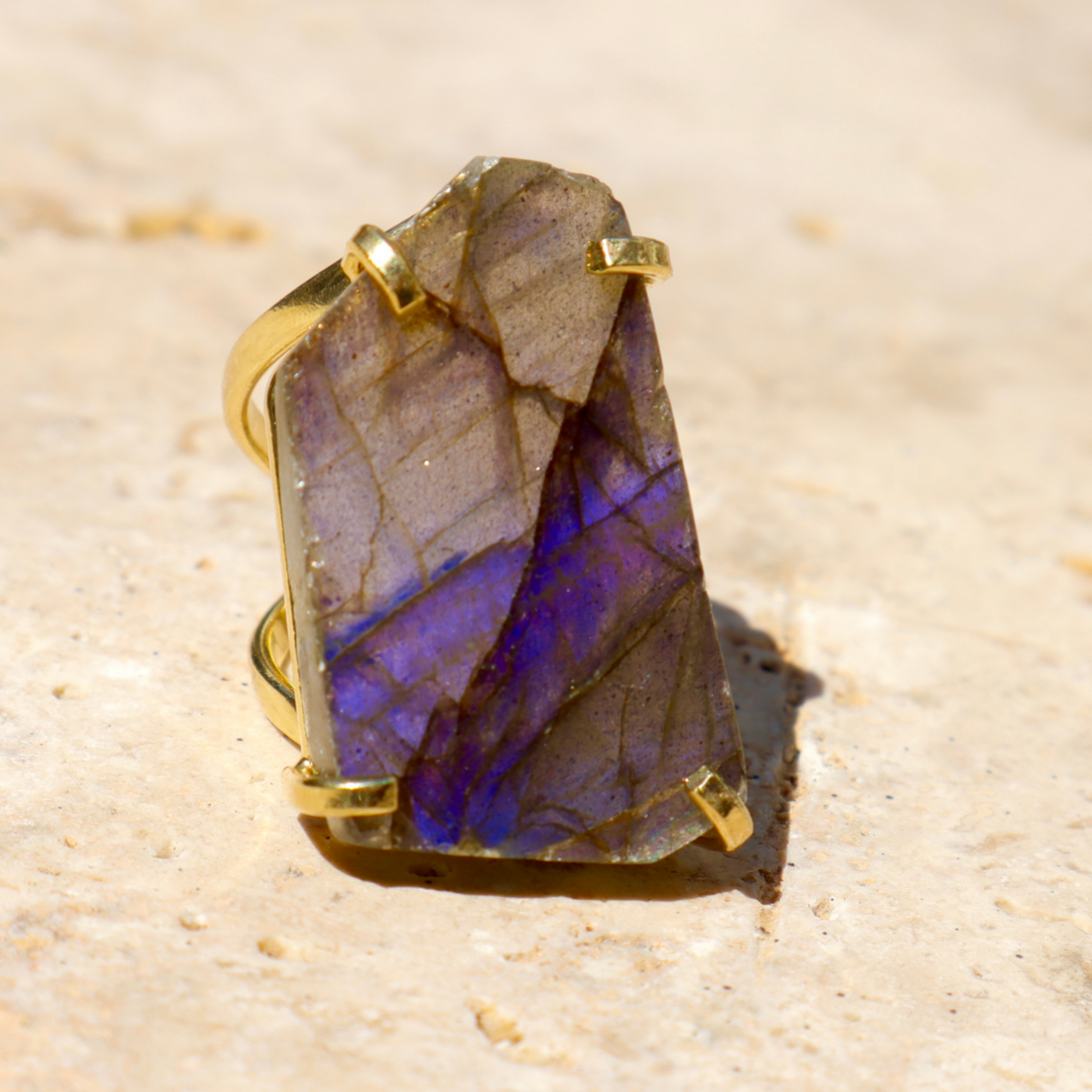 Labradorite Ring (magic)