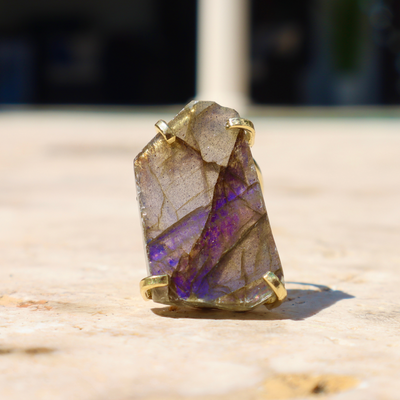 Labradorite Ring (magic)